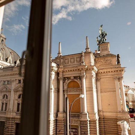 Apartopera Lviv Extérieur photo